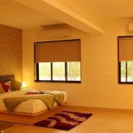 Meritas Seawind Beach Resort, Srīvardhan מראה חיצוני תמונה
