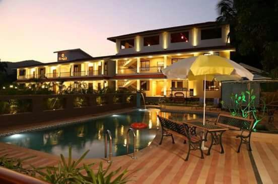 Meritas Seawind Beach Resort, Srīvardhan מראה חיצוני תמונה